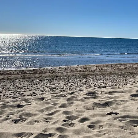 Апартаменты Loft Familiar En La Playa *